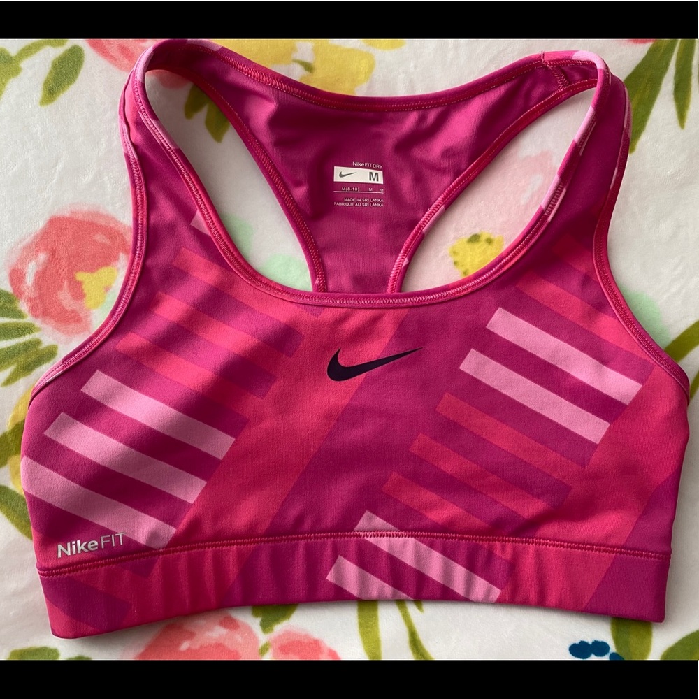 Nike sports bra Medium